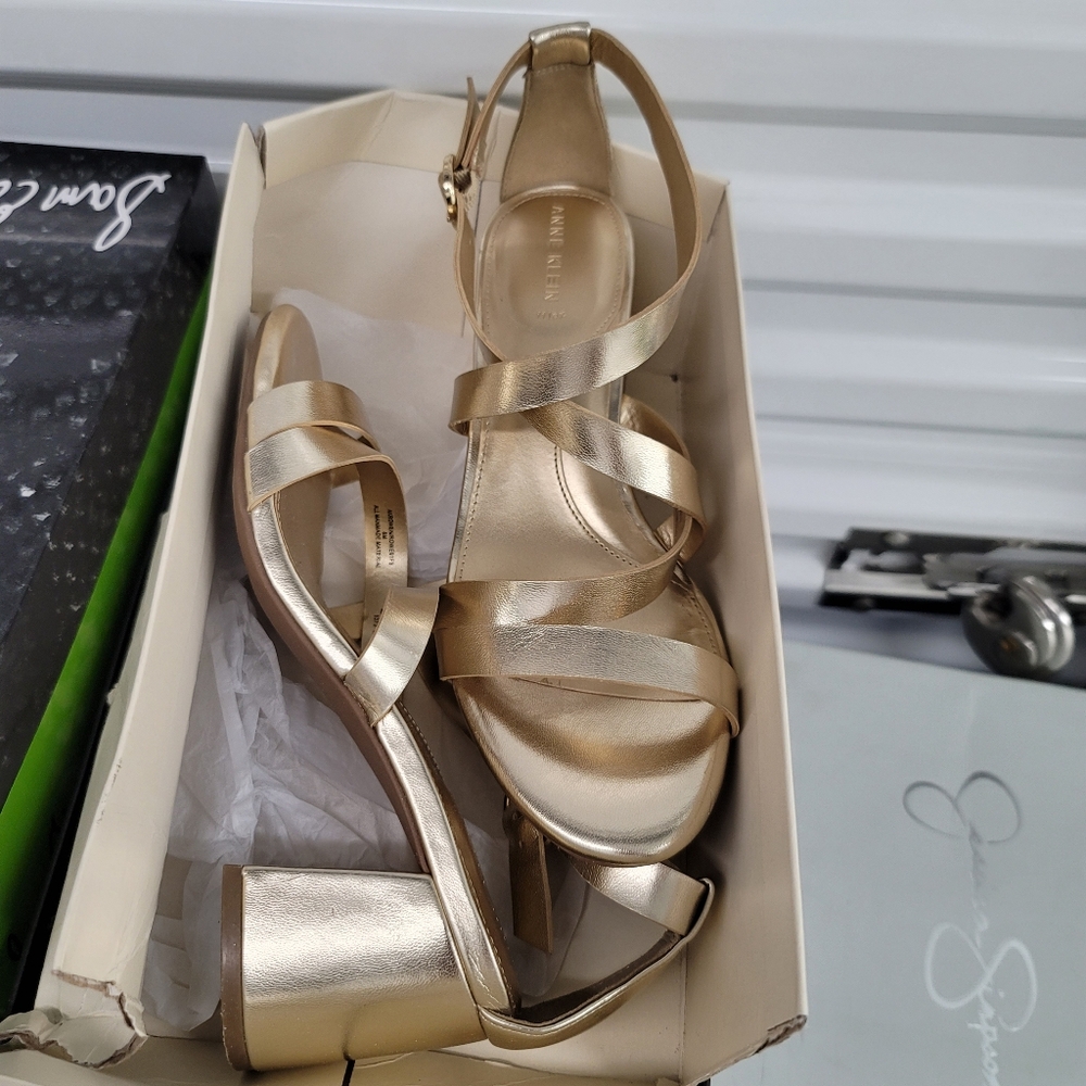Women shoes